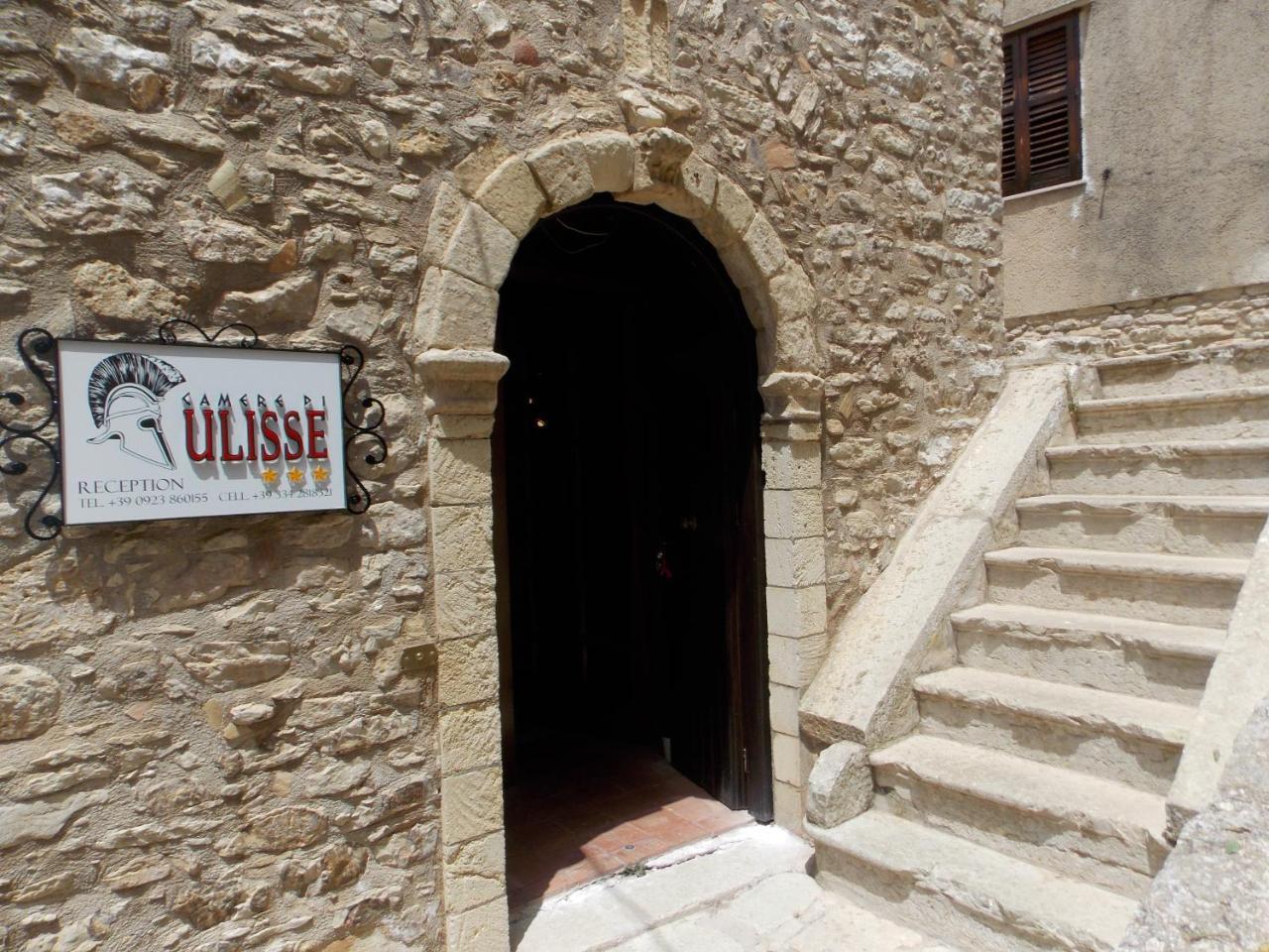 Camere Di Ulisse Ериче Екстериор снимка