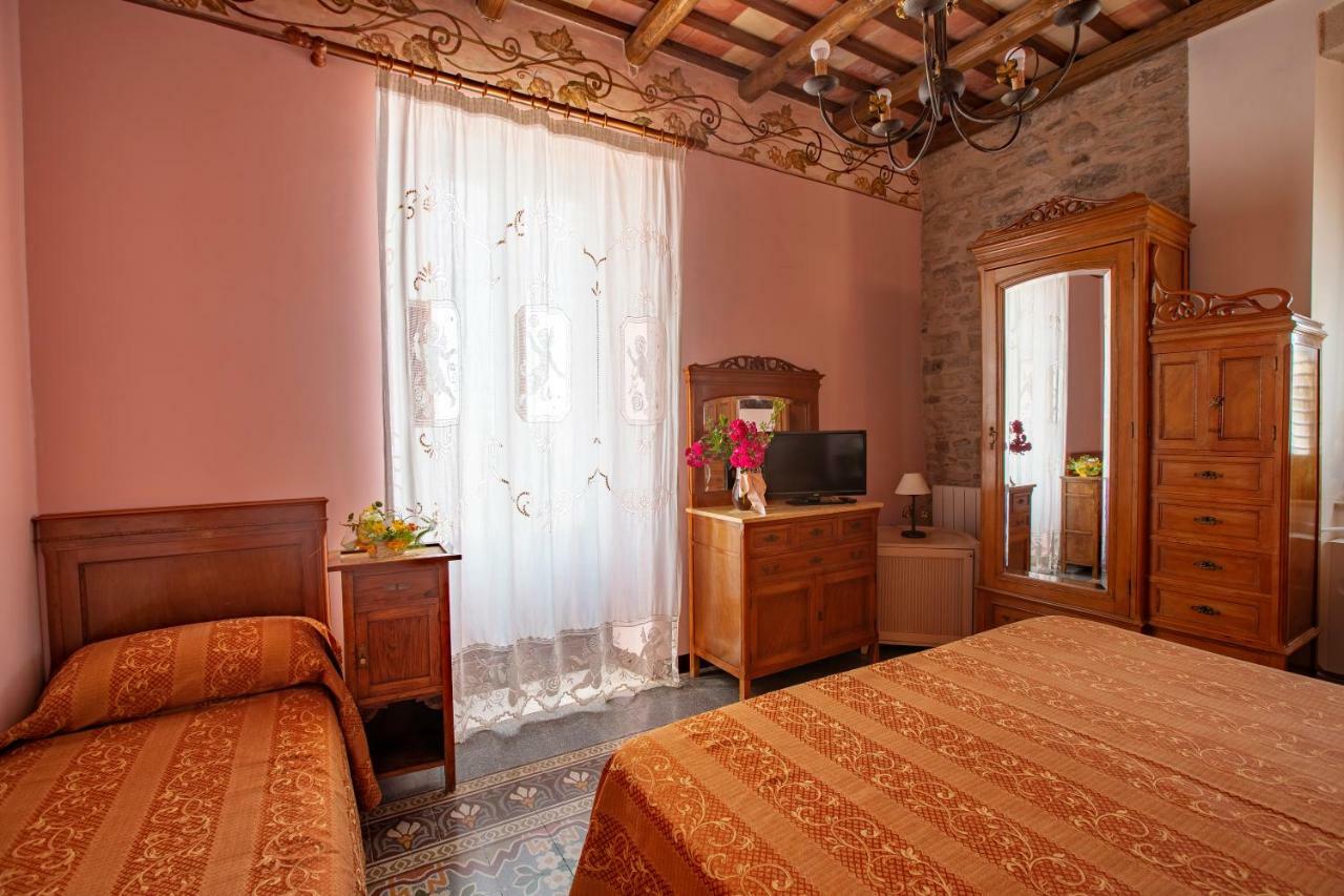 Camere Di Ulisse Ериче Екстериор снимка